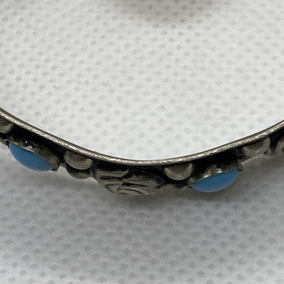 Vintage Alp Italy Bangle Bracelet Blue Accent Pin Closure Repousse Flower Design - Picture 8 of 10